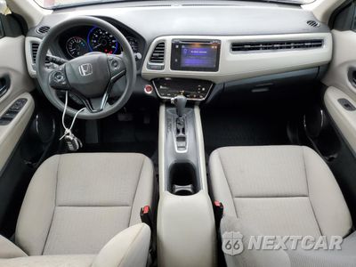 Zdjęcie 8 z 16 samochodu: 2017 HONDA HR-V EX VIN:3CZRU6H59HG710160 - miniatura