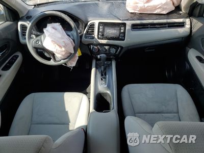 Zdjęcie 8 z 15 samochodu: 2020 HONDA HR-V LX VIN:3CZRU6H38LM712118 - miniatura