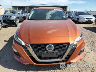 Piąte zdjęcie samochodu w środku: 2020 NISSAN ALTIMA SR VIN:1N4BL4CW3LC149969 - miniatura