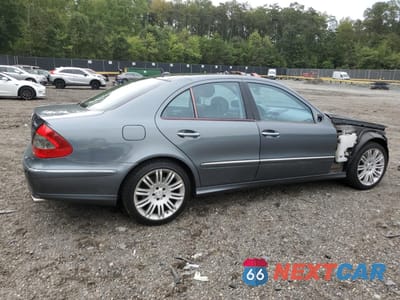 Trzecie zdjęcie samochodu z tyłu: 2008 MERCEDES-BENZ E 350 4MATIC VIN:WDBUF87X08B189779 - miniatura