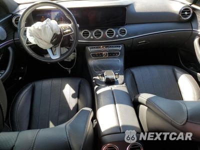 Zdjęcie 8 z 14 samochodu: 2019 MERCEDES-BENZ E 300 VIN:WDDZF4JB7KA521037 - miniatura