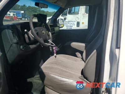 Zdjęcie 7 z 14 samochodu: 2014 CHEV EXPRESS G3500 VIN:1GB0G2CG1E1156960 - miniatura