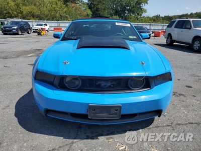 Piąte zdjęcie samochodu w środku: 2010 FORD MUSTANG GT VIN:1ZVBP8FH4A5126721 - miniatura