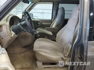Zdjęcie 7 z 14 samochodu: 2000 GMC SAFARI XT VIN:1GKDM19W6YB517326 - miniatura