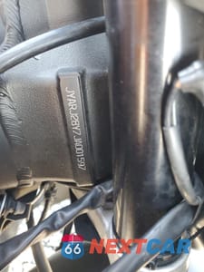 Zdjęcie 9 z 10 samochodu: 2018 YAMAHA YZFR6 C VIN:JYARJ28Y7JA001597 - miniatura
