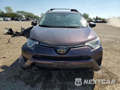 Piąte zdjęcie samochodu w środku: 2018 TOYOTA RAV4 LE VIN:2T3BFREV7JW707058 - miniatura