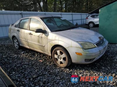 Czwarte zdjęcie samochodu z boku: 2006 FORD FOCUS ZX4 VIN:1FAHP34NX6W195171 - miniatura