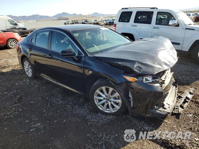 Czwarte zdjęcie samochodu z boku: 2018 TOYOTA CAMRY L VIN:4T1B11HK3JU643921 - miniatura