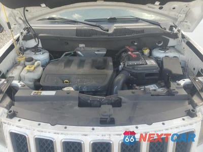 Zdjęcie 12 z 13 samochodu: 2015 JEEP COMPASS SPORT VIN:1C4NJDBB4FD316852 - miniatura