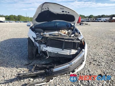 Piąte zdjęcie samochodu w środku: 2023 CHEVROLET TRAVERSE LT LT VIN:1GNERGKW9PJ323643 - miniatura