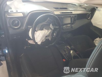 Zdjęcie 8 z 14 samochodu: 2018 TOYOTA RAV4 ADVENTURE VIN:JTMRFREV7JJ250149 - miniatura