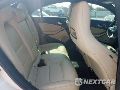 Zdjęcie 10 z 12 samochodu: 2018 MERCEDES-BENZ CLA 250 VIN:WDDSJ4EB3JN641547 - miniatura