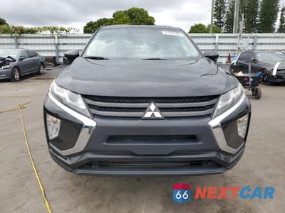Piąte zdjęcie samochodu w środku: 2018 MITSUBISHI ECLIPSE CROSS LE VIN:JA4AT4AA5JZ045114 - miniatura