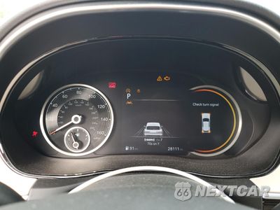 Zdjęcie 9 z 13 samochodu: 2023 GENESIS GV70 BASE VIN:KMUMADTB9PU133231 - miniatura
