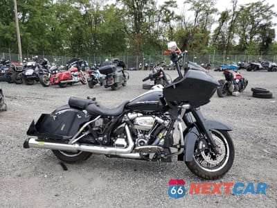 2018 HARLEY-DAVIDSON FLTRX ROAD GLIDE 1HD1KHC16JB634127 - główne zdjęcie licytacji z USA - miniatura
