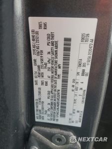 Zdjęcie 13 z 13 samochodu: 2014 FORD ESCAPE TITANIUM VIN:1FMCU9J92EUE22978 - miniatura