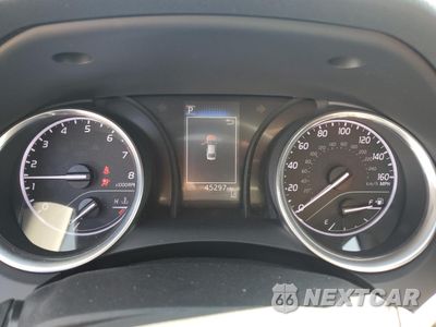 Zdjęcie 9 z 13 samochodu: 2018 TOYOTA CAMRY L VIN:4T1B11HK1JU127329 - miniatura