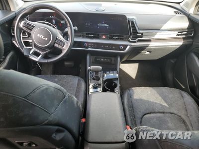 Zdjęcie 8 z 13 samochodu: 2024 KIA SPORTAGE EX VIN:5XYK33DF8RG178794 - miniatura