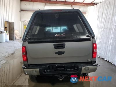 Zdjęcie 6 z 12 samochodu: 2013 CHEVROLET SILVERADO K1500 LT VIN:1GCRKSE70DZ359725 - miniatura