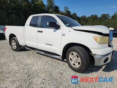 Czwarte zdjęcie samochodu z boku: 2008 TOYOTA TUNDRA DOUBLE CAB VIN:5TFRT54198X018000 - miniatura