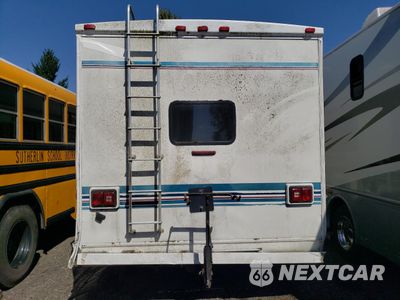 Zdjęcie 6 z 13 samochodu: 2000 WINNEBAGO MINNIE - RVS VIN:1FDWE35S6YHA10208 - miniatura