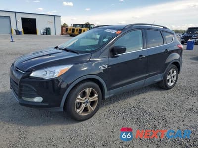 2016 FORD ESCAPE SE 1FMCU0G93GUC19975 - główne zdjęcie licytacji z USA - miniatura