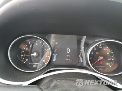 Zdjęcie 9 z 17 samochodu: 2018 JEEP COMPASS LATITUDE VIN:3C4NJDBB9JT251810 - miniatura