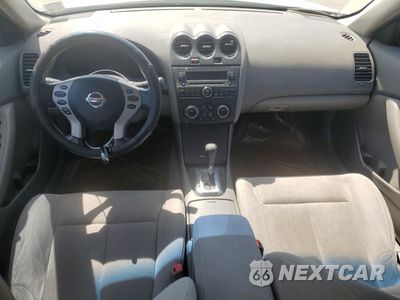 Zdjęcie 8 z 14 samochodu: 2012 NISSAN ALTIMA VIN:1N4AL2AP7CN502388 - miniatura