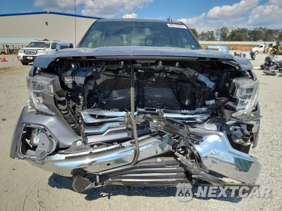 Piąte zdjęcie samochodu w środku: 2022 GMC SIERRA LIMITED K1500 SLT VIN:3GTU9DED4NG103953 - miniatura