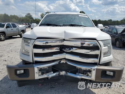Piąte zdjęcie samochodu w środku: 2017 FORD F150 SUPERCREW VIN:1FTEW1EF2HFB74071 - miniatura
