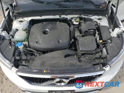 Zdjęcie 12 z 13 samochodu: 2019 VOLVO XC40 T5 MOMENTUM VIN:YV4162UK5K2111660 - miniatura