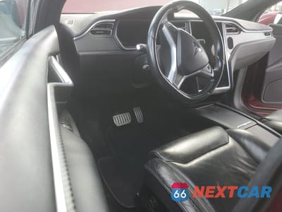 Zdjęcie 8 z 13 samochodu: 2016 TESLA MODEL X VIN:5YJXCAE41GFS00503 - miniatura