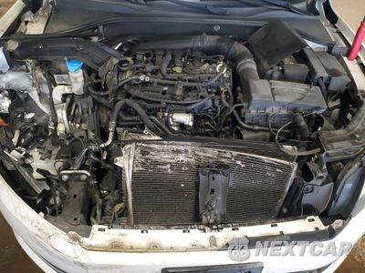 Zdjęcie 11 z 15 samochodu: 2014 VOLKSWAGEN PASSAT SE VIN:1VWBT7A32EC055487 - miniatura