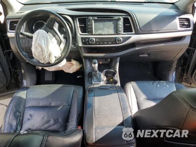 Zdjęcie 8 z 16 samochodu: 2015 TOYOTA HIGHLANDER XLE VIN:5TDJKRFH6FS203500 - miniatura