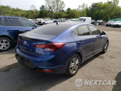 Trzecie zdjęcie samochodu z tyłu: 2020 HYUNDAI ELANTRA SEL VIN:5NPD84LF2LH621040 - miniatura