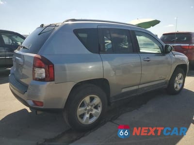 Trzecie zdjęcie samochodu z tyłu: 2015 JEEP COMPASS SPORT VIN:1C4NJCBAXFD397096 - miniatura
