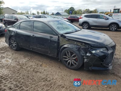 Czwarte zdjęcie samochodu z boku: 2020 TOYOTA AVALON XSE VIN:4T1FZ1FB2LU041690 - miniatura