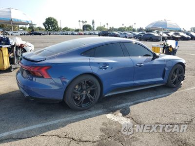 Trzecie zdjęcie samochodu z tyłu: 2024 AUDI E-TRON GT PREMIUM PLUS VIN:WAUFJBFW6R7004425 - miniatura