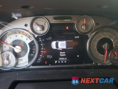 Zdjęcie 9 z 13 samochodu: 2013 RAM 3500 LONGHORN VIN:3C63R3FL4DG544676 - miniatura