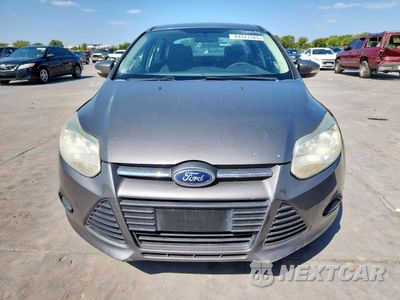Piąte zdjęcie samochodu w środku: 2013 FORD FOCUS SE VIN:1FADP3F24DL246762 - miniatura