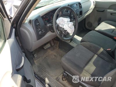 Zdjęcie 8 z 14 samochodu: 2010 CHEVROLET SILVERADO K1500 VIN:1GCPKPEA0AZ295245 - miniatura