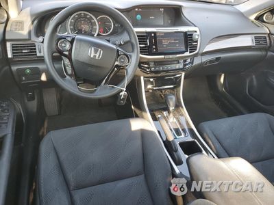 Zdjęcie 8 z 15 samochodu: 2017 HONDA ACCORD EX VIN:1HGCR2F7XHA262179 - miniatura