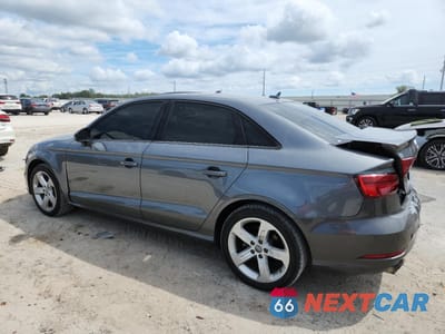 Trzecie zdjęcie samochodu z tyłu: 2018 AUDI A3 PREMIUM VIN:WAUAUGFF0J1072175 - miniatura
