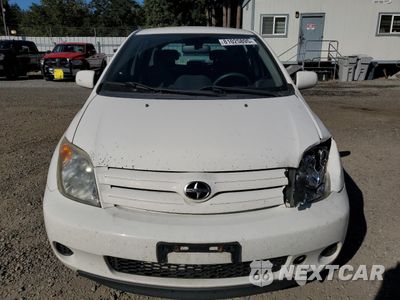 Piąte zdjęcie samochodu w środku: 2005 TOYOTA SCION XA VIN:JTKKT624150106024 - miniatura