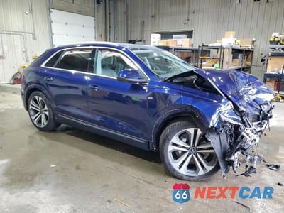 Czwarte zdjęcie samochodu z boku: 2022 AUDI Q8 PRESTIGE S-LINE VIN:WA1FVBF19ND006199 - miniatura
