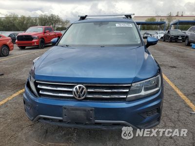 Piąte zdjęcie samochodu w środku: 2019 VOLKSWAGEN TIGUAN SE VIN:3VV3B7AX9KM069234 - miniatura