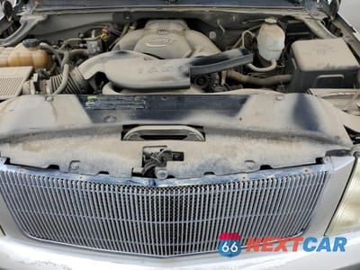 Zdjęcie 12 z 13 samochodu: 2004 CADILLAC ESCALADE ESV VIN:3GYFK66N14G247145 - miniatura