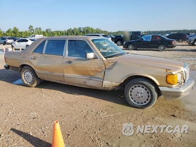 Czwarte zdjęcie samochodu z boku: 1986 MERCEDES-BENZ 420 SEL VIN:WDBCA35D2GA215454 - miniatura