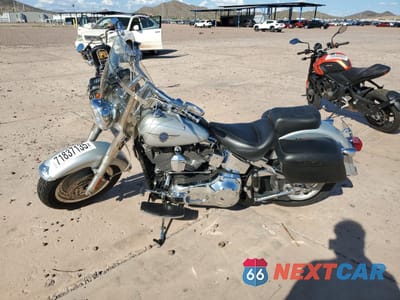 Trzecie zdjęcie samochodu z tyłu: 2004 HARLEY-DAVIDSON FLSTFI VIN:1HD1BXB104Y087093 - miniatura