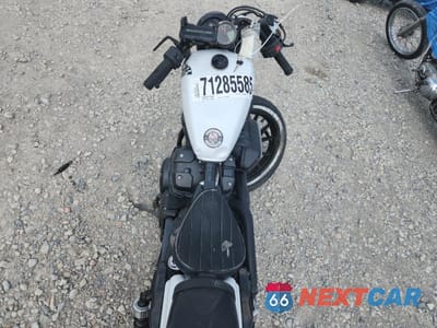 Zdjęcie 6 z 9 samochodu: 2014 YAMAHA XVS950 CU VIN:JYAVN05E2EA002048 - miniatura